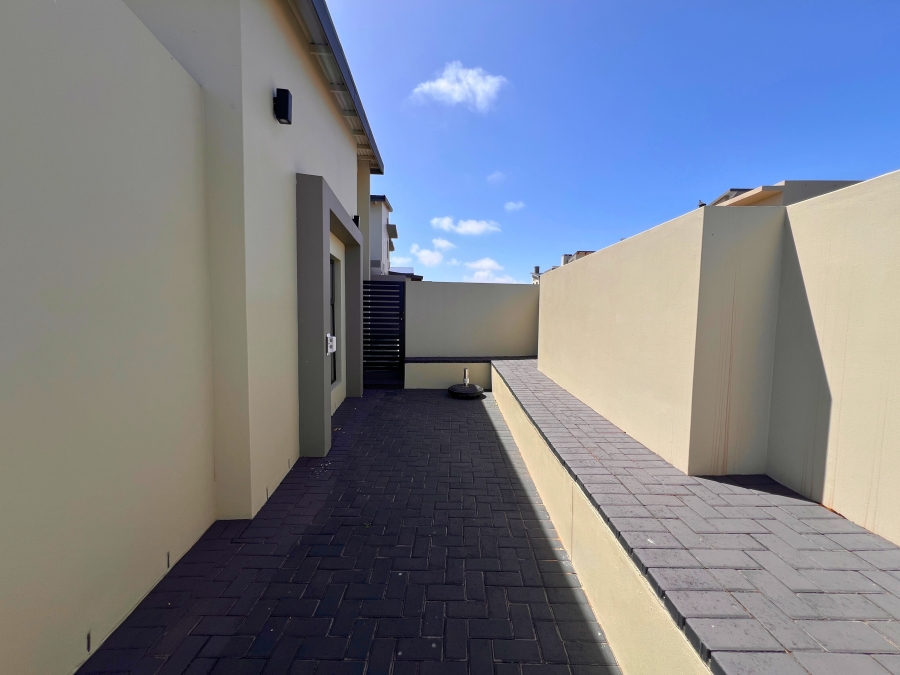 3 Bedroom Property for Sale in Sunset Estate Western Cape